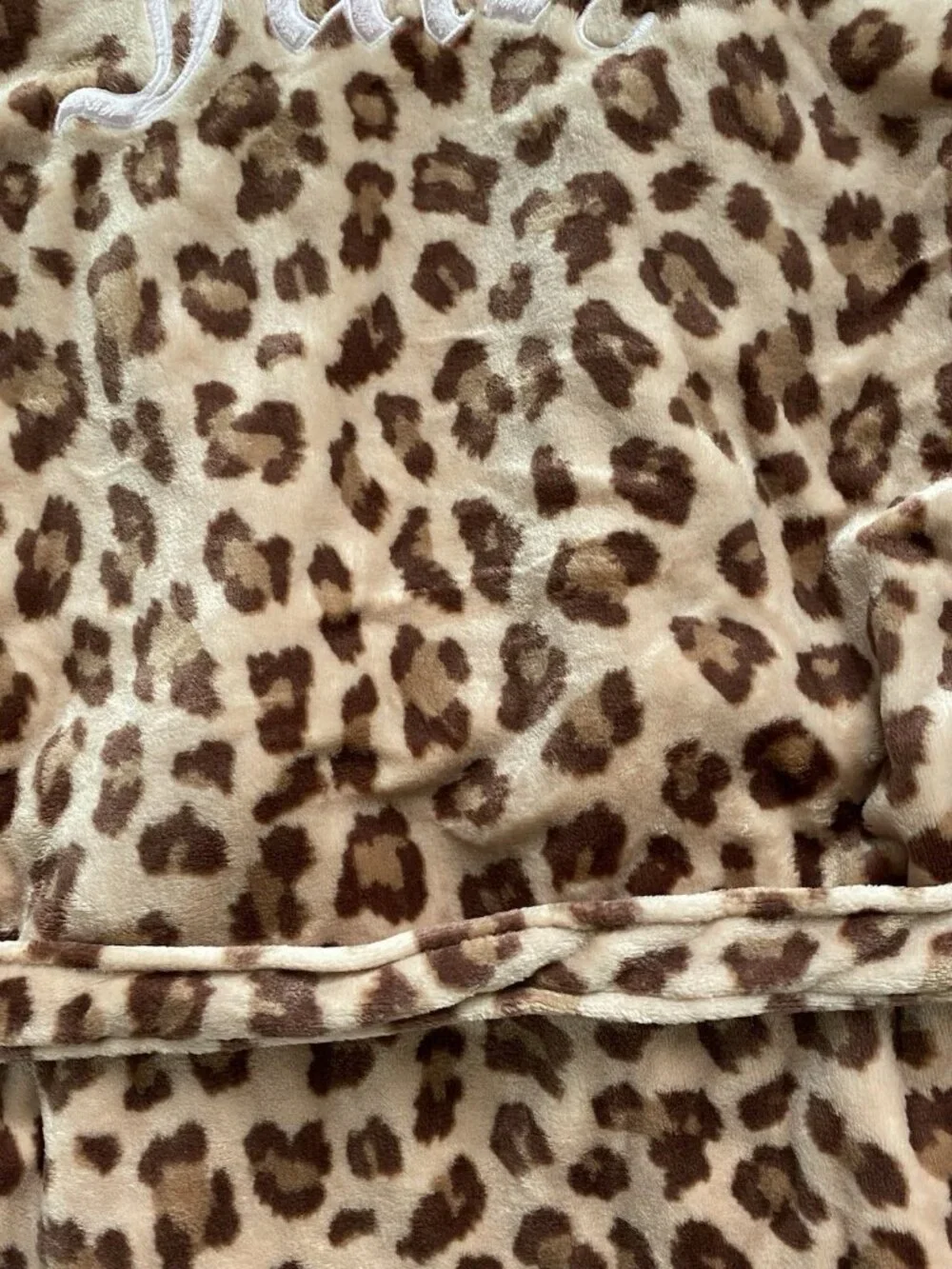 Juicy Couture JC Logo Leopard Super Soft Plush Short Robe Women’s Sz L/XL NEW